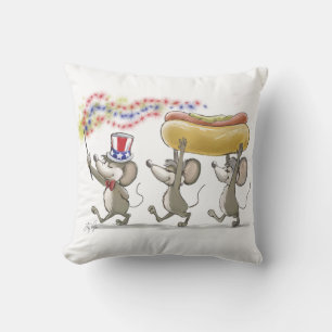 Coussin Mic, Mac & Moe's Happy 4th Throw Pillow