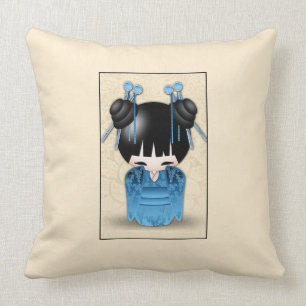 Coussin Mignonne Poupée Japonaise Kokeshi Habillée En Bleu