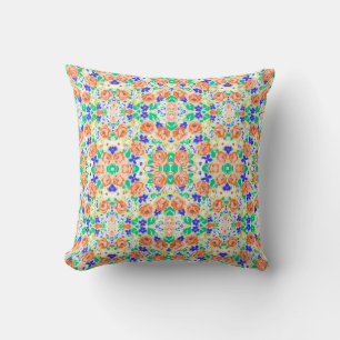 Coussin Mignons papillons colorés motifs de roses