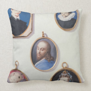 Coussin Miniatures. de LtoR, TtoB : Monsieur Arundel