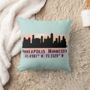 Coussin Minneapolis MN City Skyline