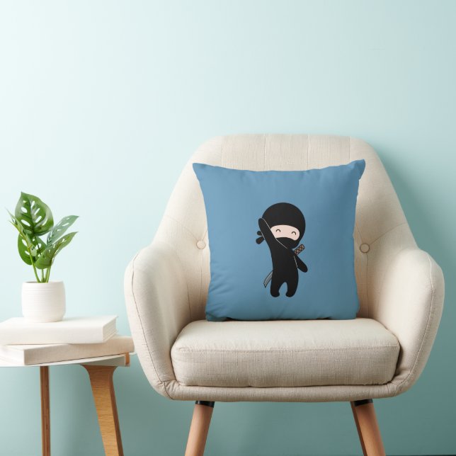 Coussin Minuscule Ninja heureux sur bleu (Chaise)