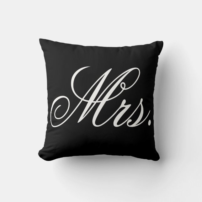 Coussin Mme typographie de jeune mariée noir et blanc (Recto)