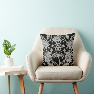 Coussin Modèle floral noir et argent