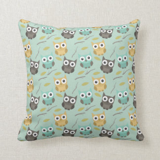 Coussin modelé par hibou