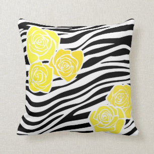 Coussin Modèle Zèbre noir et blanc + roses jaunes