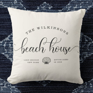 Coussin Modern Beach House Nom de famille Script Location