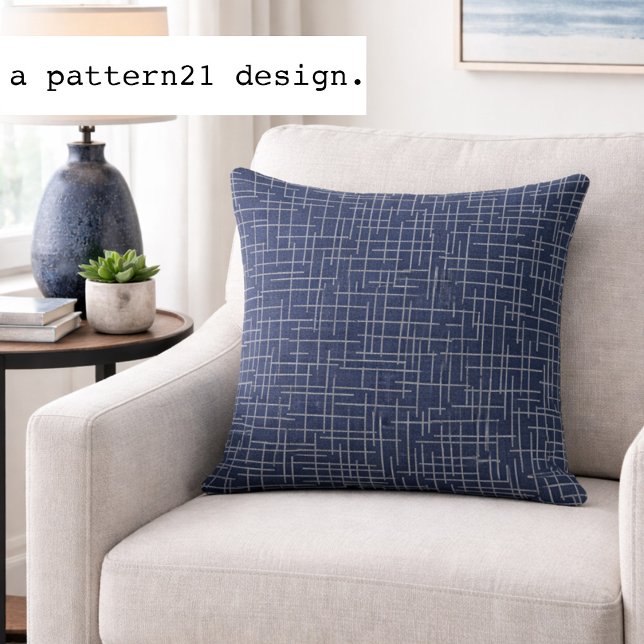 Coussin Modern Crosshatch burlap texture pattern (Modern navy linework pillow adds quiet texture and refined style to relaxed interiors.)