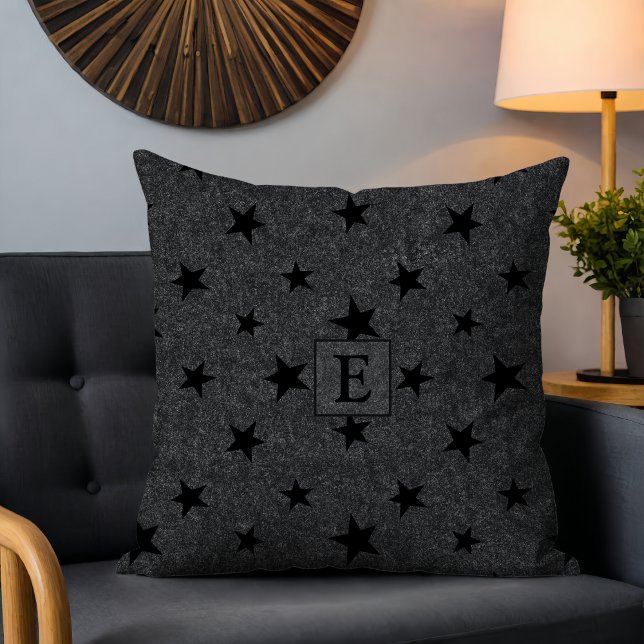 Coussin Moderne Elegant Chic Black Star Motif Monogramme (Créateur téléchargé)