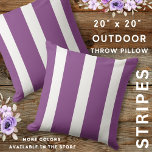 Coussin Moderne Violet Et Blanc Gratté<br><div class="desc">Elégant et élégant oreiller à rayures violettes pour un ajout nouveau et tendance à votre décor de patio d'été.</div>