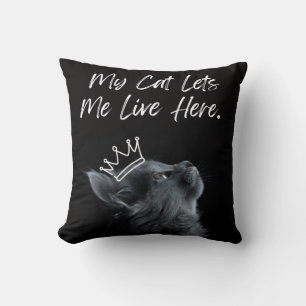 Coussin Mon chat me laisse vivre ici