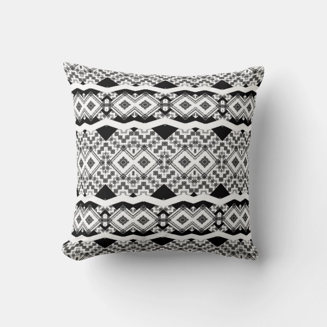 Coussin Monochrome Tribal (Recto)