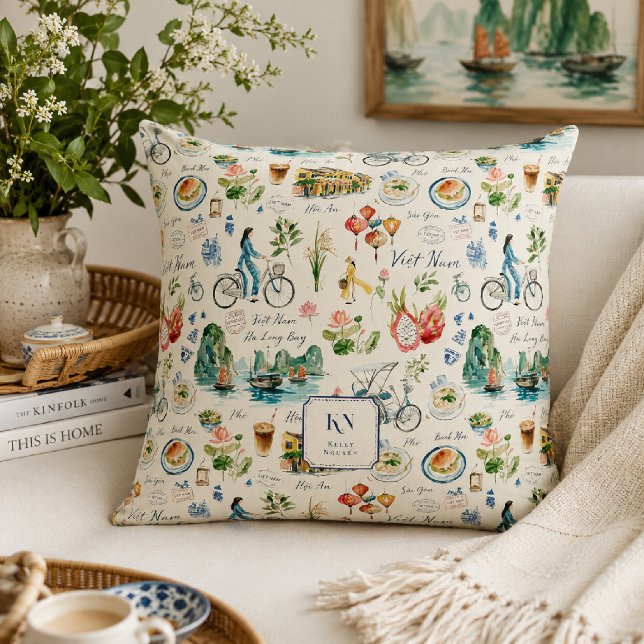 Coussin Monogramme Aquarelle du Vietnam (Créateur téléchargé)