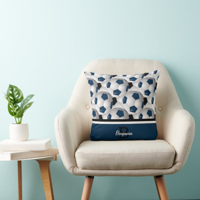 Coussin Monogramme bleu foncé noir Motif de balle de footb (Chaise)