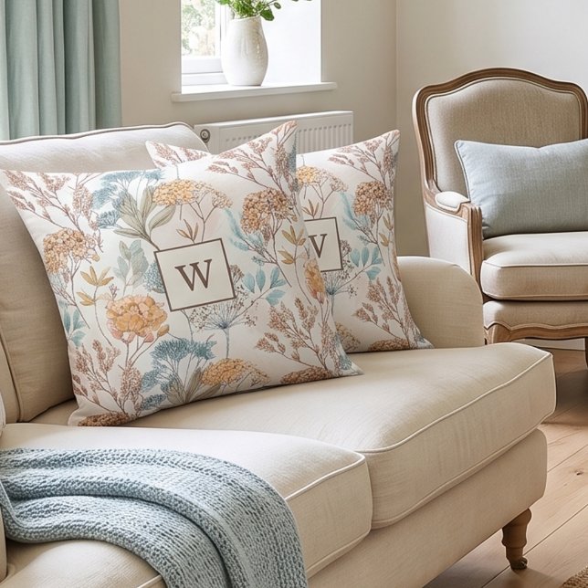 Coussin Monogramme Botanique Fleur Sauvage (Créateur téléchargé)
