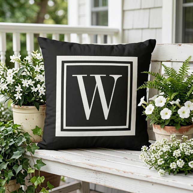 Coussin Monogramme Classique Carré Noir et Blanc (Créateur téléchargé)