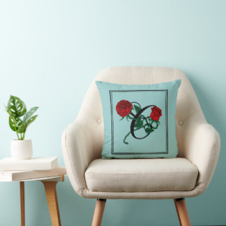 Coussin Monogramme de lettre C Script avec Roses Rouges Tu