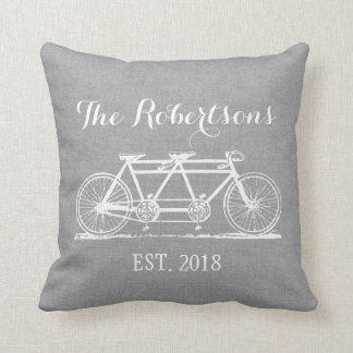 Coussin Monogramme de Mariage Vintage à vélo gris rustique