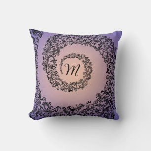 Coussin Monogramme de pêche et de damas violet