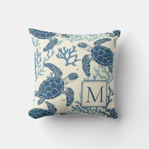 Coussin Monogramme de tortues marines bleues et crémeuses
