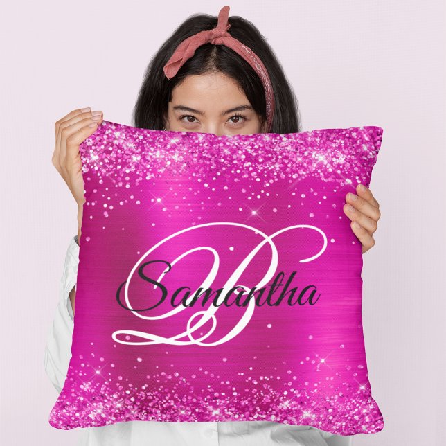 Coussin Monogramme fantaisie pailleté rose chaud en feuill (Glittery Hot Pink Foil Fancy Monogram Throw Pillow)