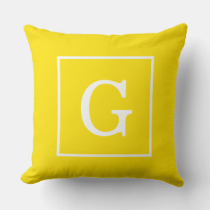 Coussin Monogramme initial encadré jaune blanc