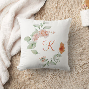 Coussin Monogramme Initial Peach Corail Vert Floral Élégan