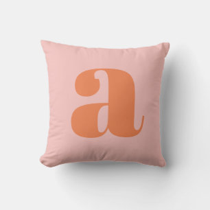 Coussin Monogramme initiale lettre gras orange rose person