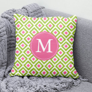 Coussin Monogramme Lime vert Diamants roses Ikat Motif