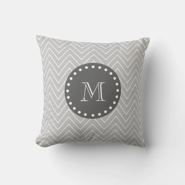 Coussin Monogramme moderne de coutume de Chevron de gris (Recto)