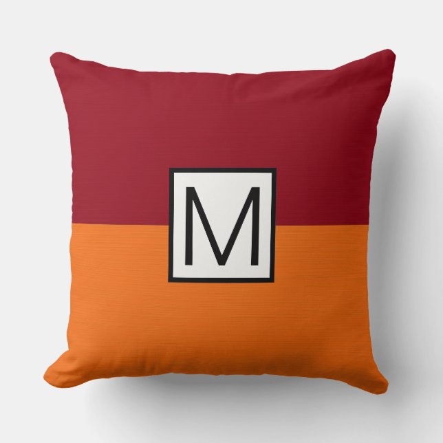Coussin Monogramme Moderne Orange et Maroon Élégant (Recto)