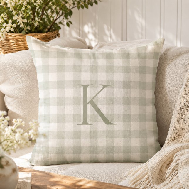 Coussin Monogramme personnalisé Gingham Sage doux sur mesu (Créateur téléchargé)