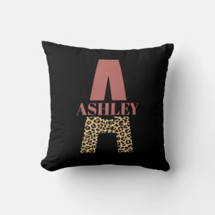Coussin Monogramme personnalisé Un Empreinte de léopard ro