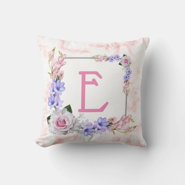 Coussin Monogramme Rose en marbre rose (Recto)