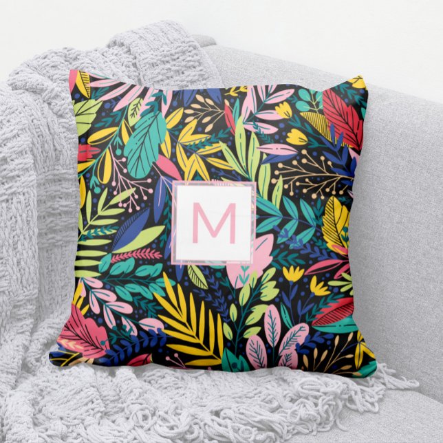 Coussin Monogramme rose moderne Art Feuille coloré (Modern Pink Monogram Pillow with Bright, Cheery, Colorful Leaves Pattern)