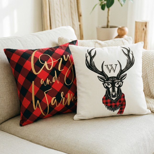 Coussin Monogramme | rouge confortable et chaud de tête de (Cozy & Warm | Red Buffalo Plaid Deer Head Monogram Throw Pillow)