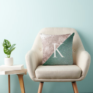 Coussin Monogramme vert pailleté de marbre rose