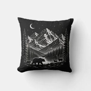 Coussin Montagne Mystique Nuit de Style Linogravure Sauvag