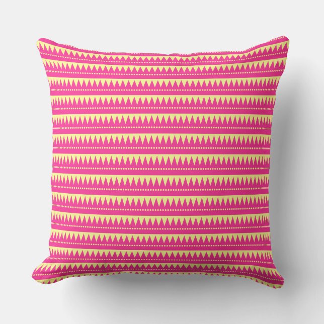 Coussin Montagnes Aztèques - Rose Chaud sur Chalk Jaune (Recto)