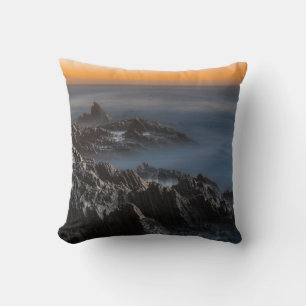 COUSSIN MONTAGNES GRIS AVEC NUAGES