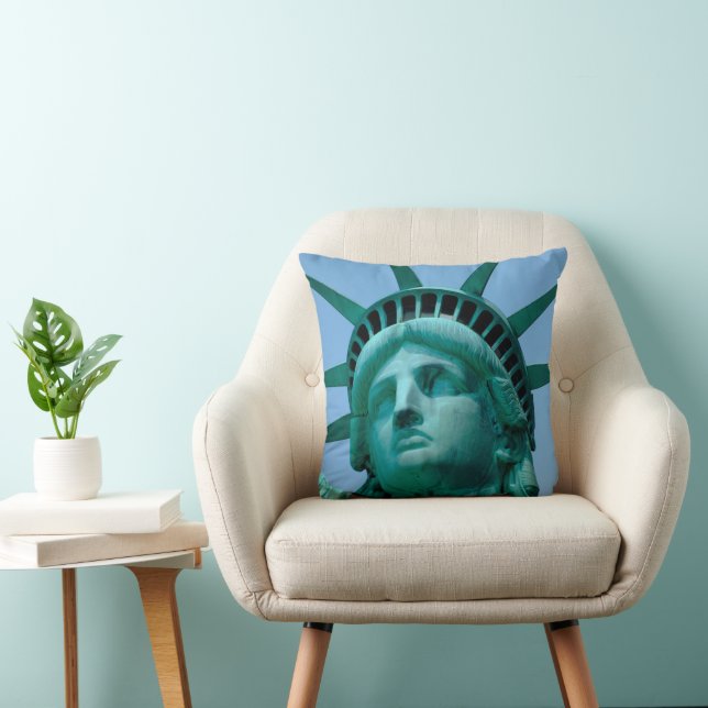 Coussin Monuments | Statue of Liberty Face (Chaise)