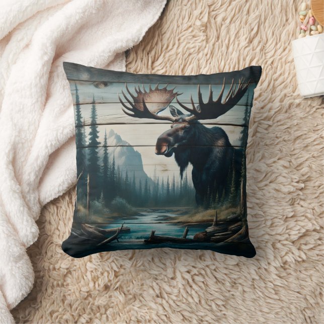 Coussin Moose majestueuse dans le paysage de la forêt sere (Couverture)