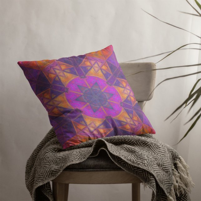 Coussin Mosaic Kaleidoscope Fleur violet rose et jaune (Créateur téléchargé)