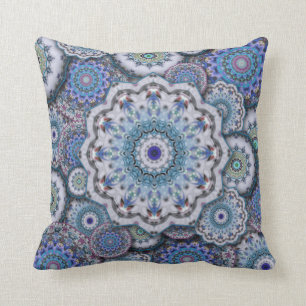 Coussin mosaïque damas perse fleurs mandala chic élégant