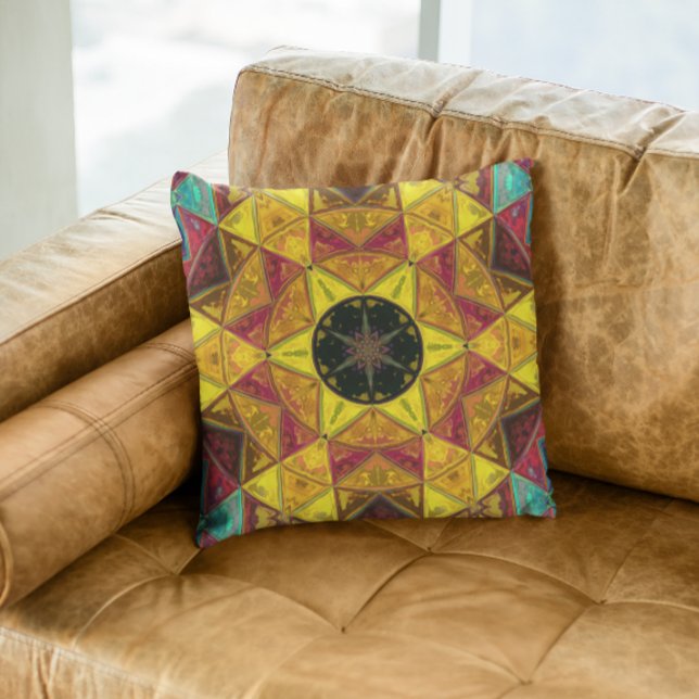 Coussin Mosaïque Kaleidoscope Fleur Jaune Rouge et Bleu (Créateur téléchargé)