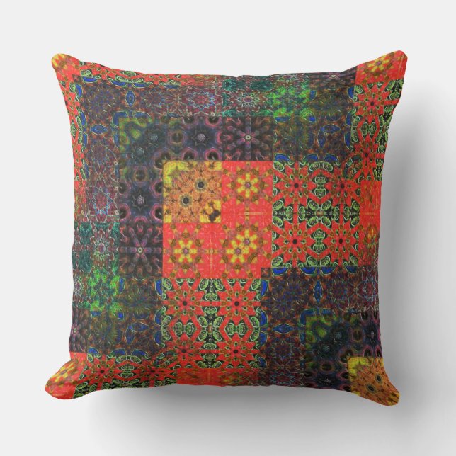 Coussin Mosaïque vert vieilli et corail à brun kaléidoscop (Recto)