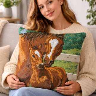 Coussin Mother Baby Horse Cross Stitch Style