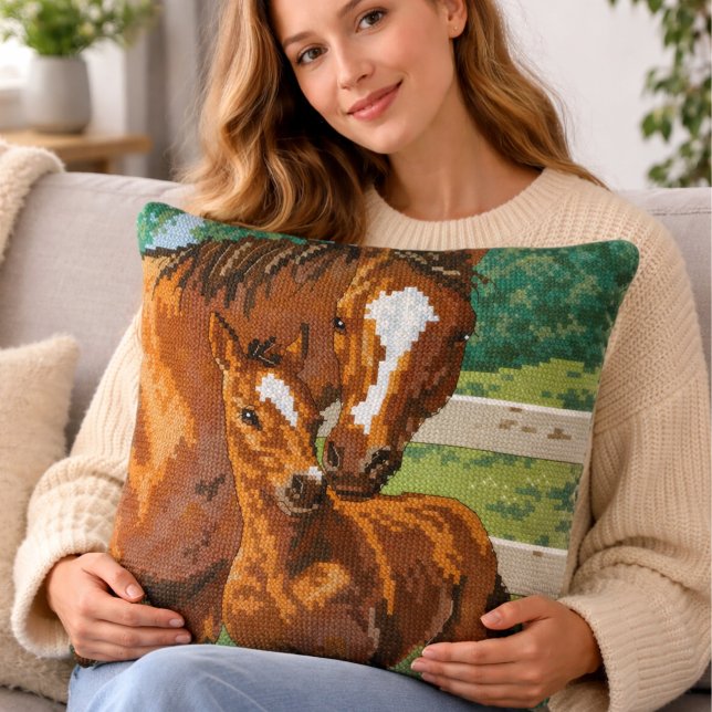 Coussin Mother Baby Horse Cross Stitch Style (Créateur téléchargé)
