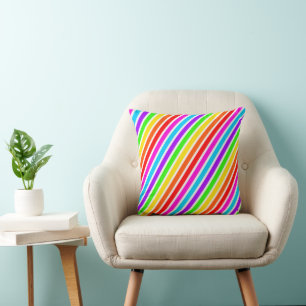 Coussin Motif à bandes arc-en-ciel colorées