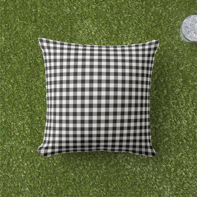 Coussin Motif à carreaux Gingham noir et blanc rustique (Herbe)